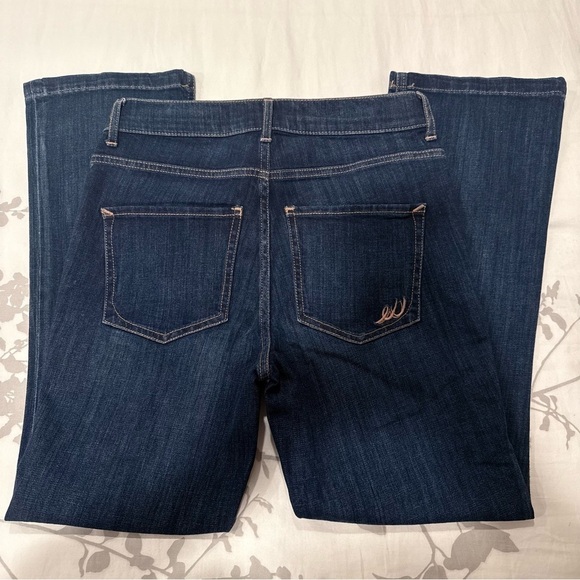 🎁NWT Express Bell Crop High Rise Women's Dark Wash Jeans size 4 - Picture 2 of 6